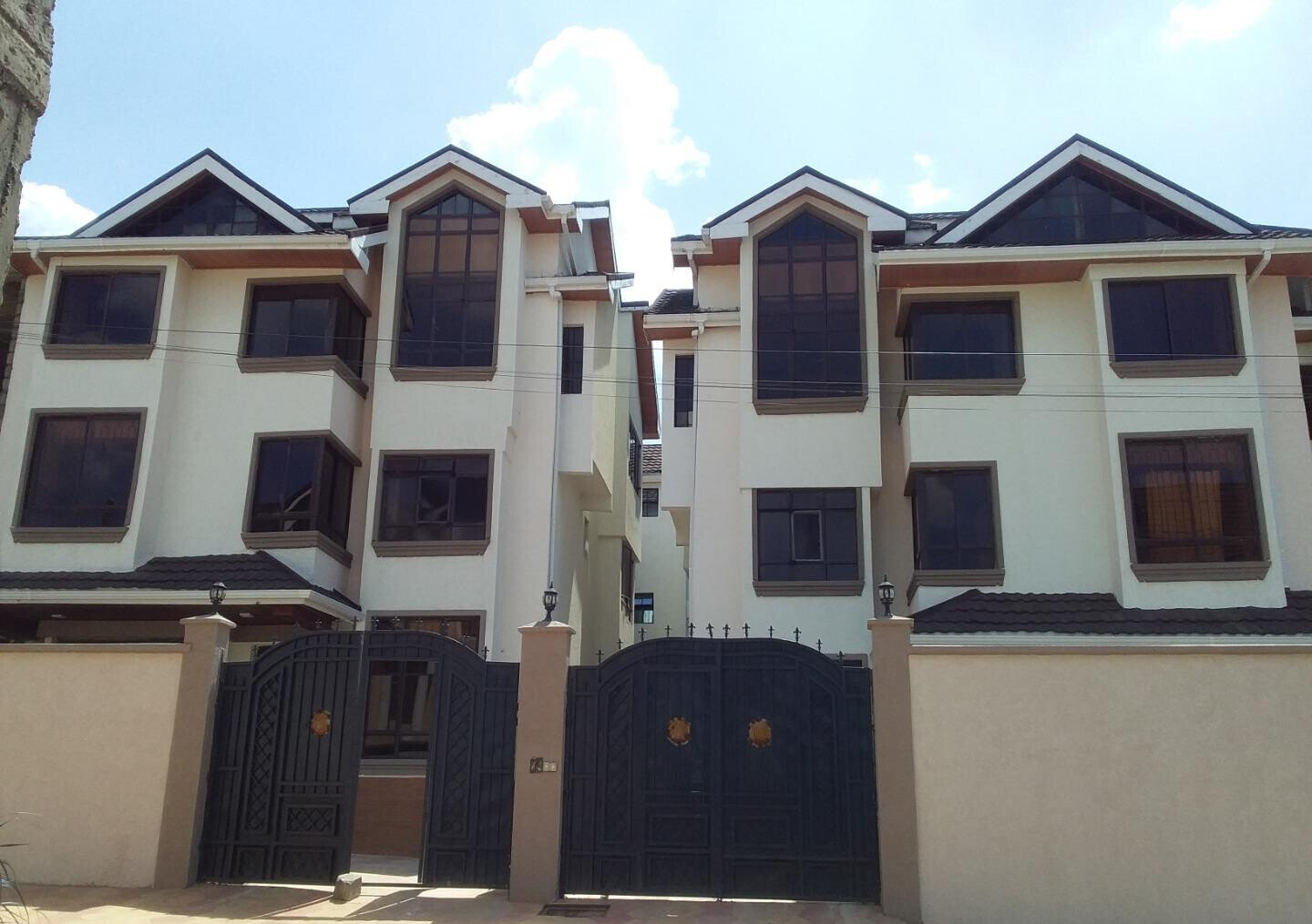 8-Bedroom Townhouse with 30,000L Water Tank – Langata