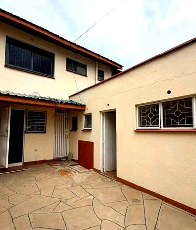 4BR Garden Home with Parking