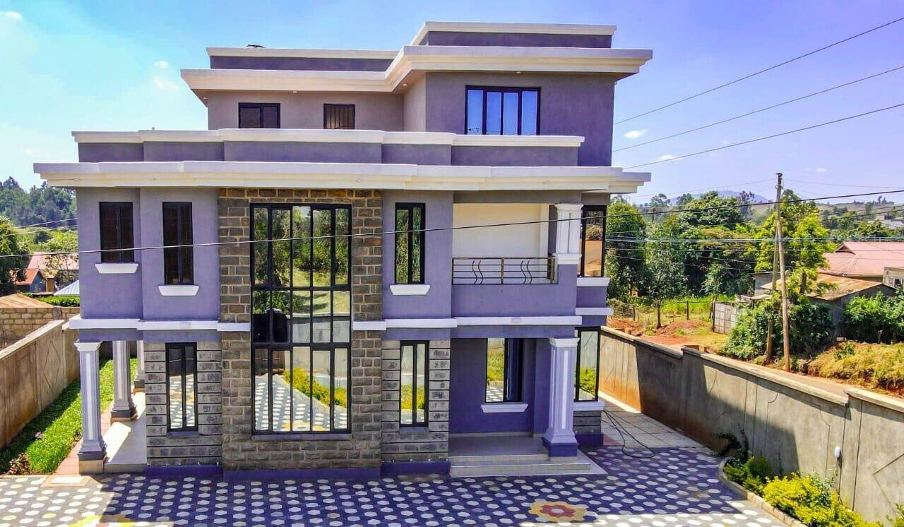 5BR All-Ensuite Townhouse with Study & Rooftop Gym - Thogoto