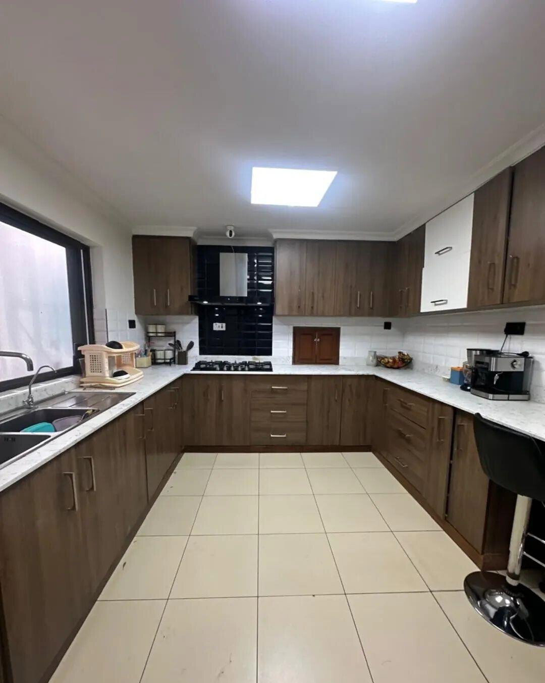 Refurbished 4BR Maisonette with Study & DSQ in Gated 47-Home Estate - Kileleshwa