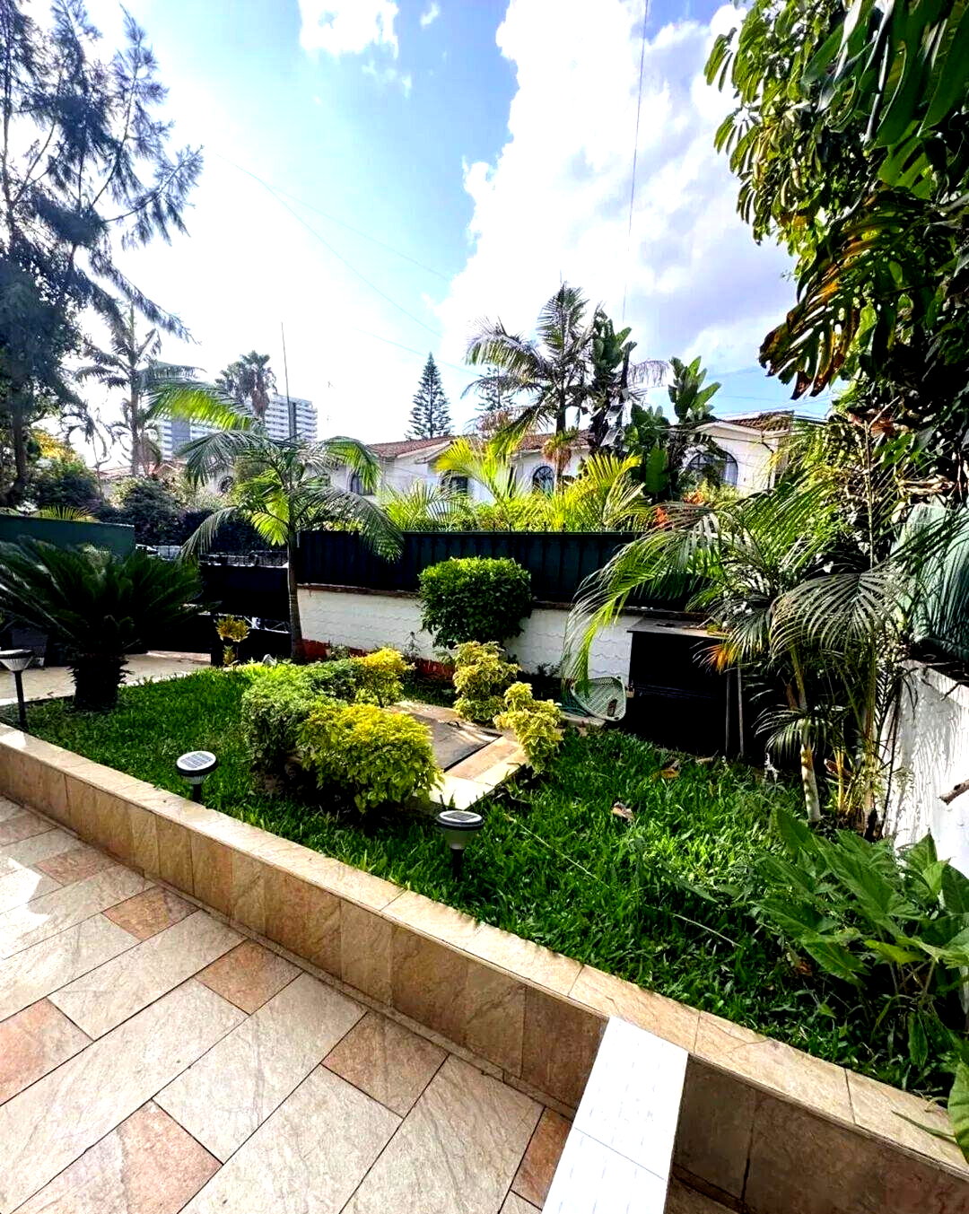 Refurbished 4BR Maisonette with Study & DSQ in Gated 47-Home Estate - Kileleshwa