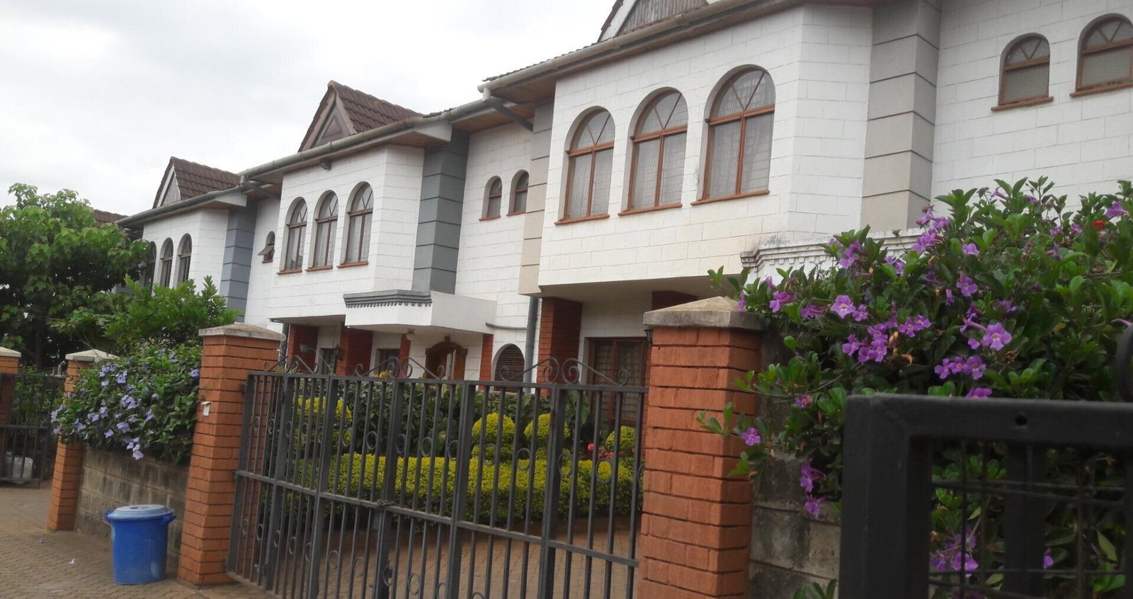 4-Ensuite Townhouse with DSQ & Private Garden - Westlands