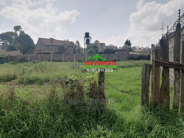 Prime Commercial Quarter Acre Plot for Sale in Sigona.