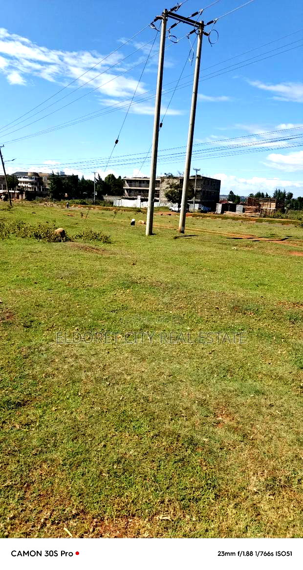 1/8 Plot Annex Touching Tarmac With Title