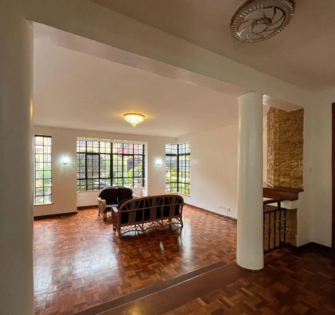 5BR All-Ensuite Townhouse with 2 DSQs & Pet-Friendly Compound - Kileleshwa