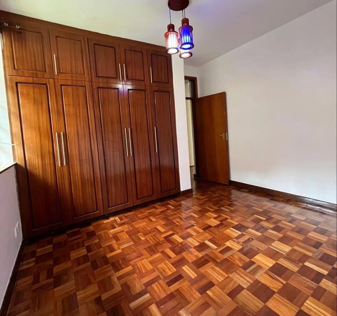 5BR All-Ensuite Townhouse with 2 DSQs & Pet-Friendly Compound - Kileleshwa
