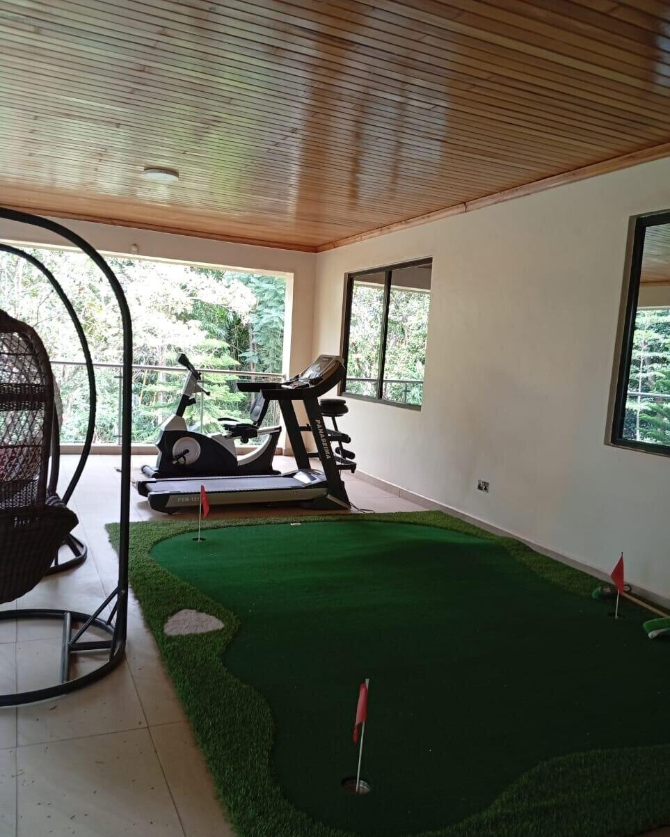 5-Ensuite Townhouse with Bulletproof Doors & Pool - Gigiri
