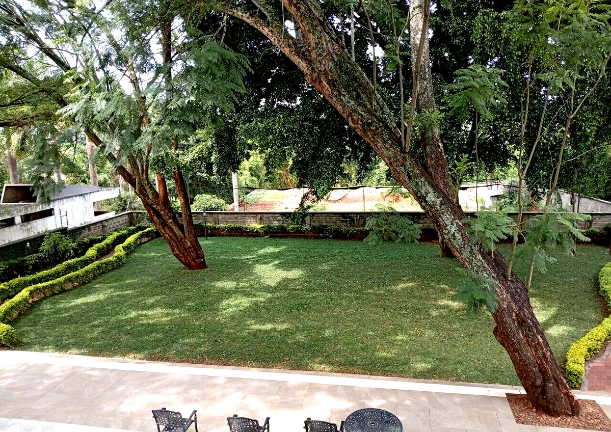 5-Ensuite Townhouse with Bulletproof Doors & Pool - Gigiri