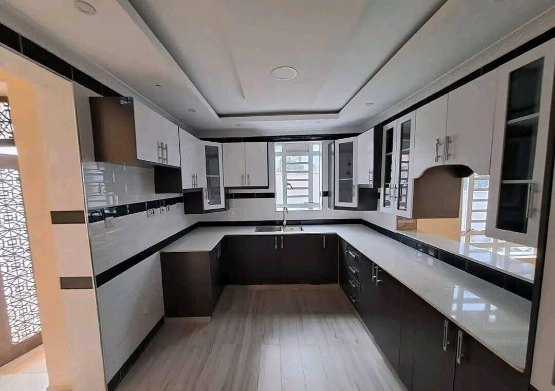 4BR All-Ensuite Villa with DSQ & Home Office - Ngong