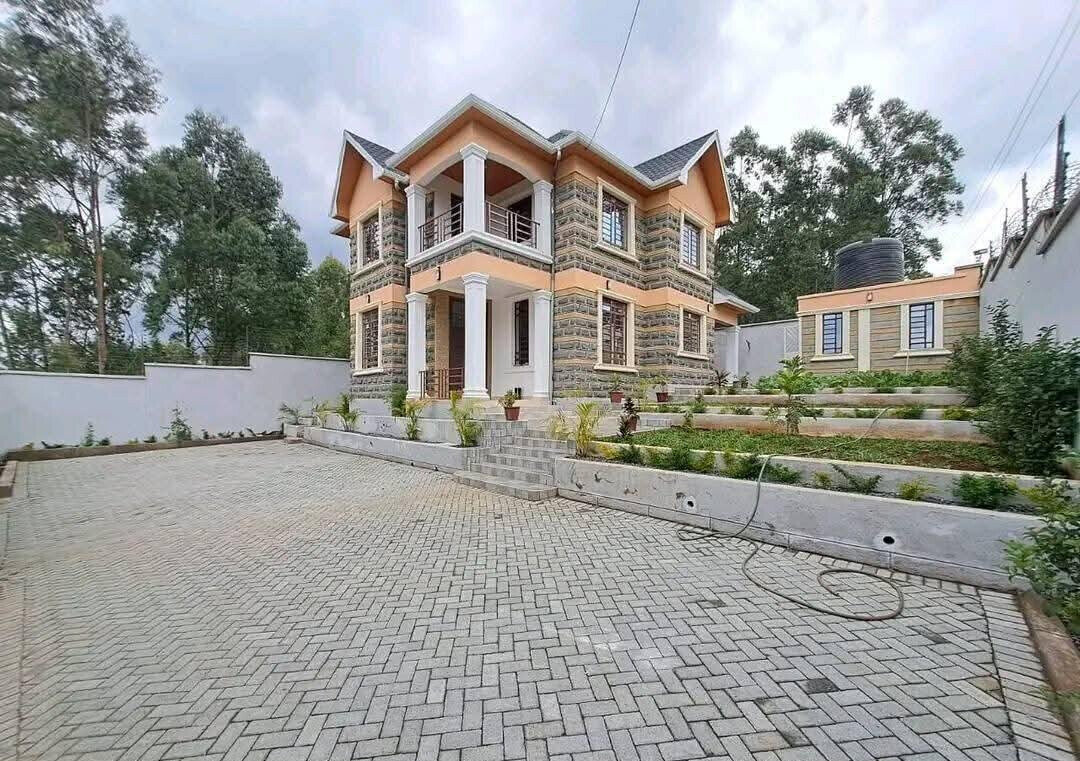 4BR All-Ensuite Villa with DSQ & Home Office - Ngong