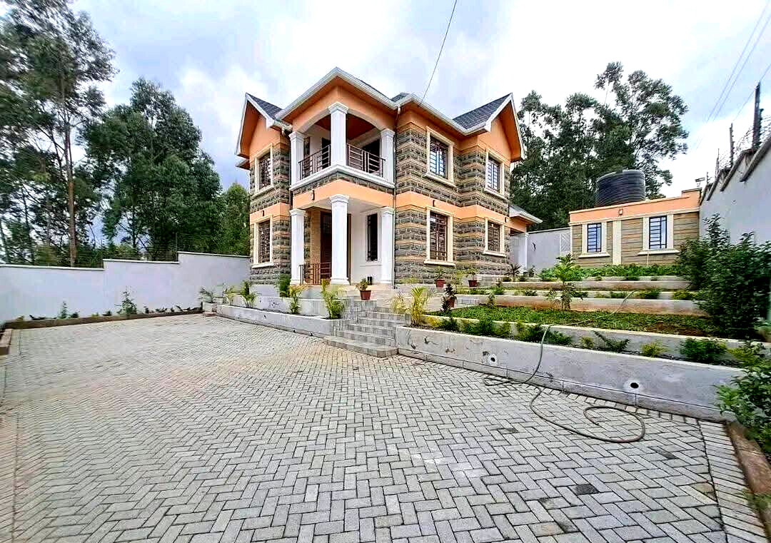 4BR All-Ensuite Villa with DSQ & Home Office - Ngong