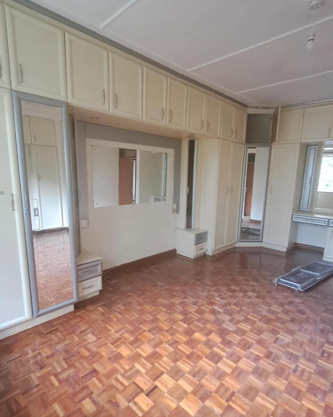 4BR Townhouse with Staff Quarters & Private Garden - Kilimani