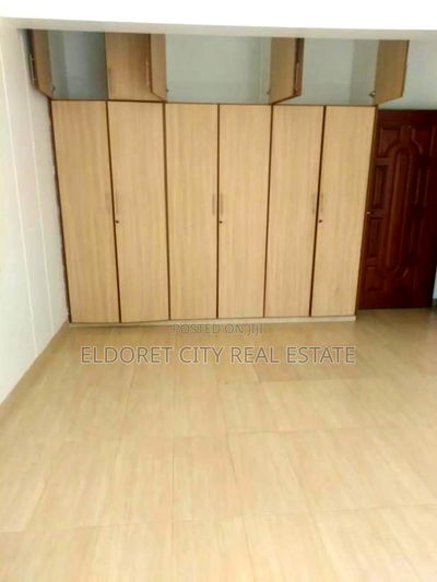 3bdrm Apartment in Rupa Villa, Soy for sale - Image 7