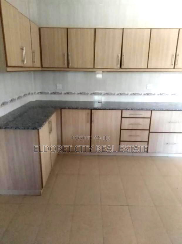 3bdrm Apartment in Rupa Villa, Soy for sale