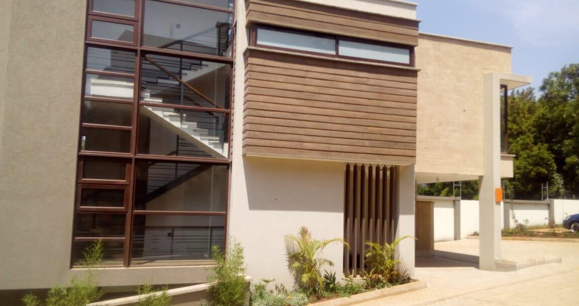 4-Ensuite Townhouse with Study & Backup Generator - Lavington
