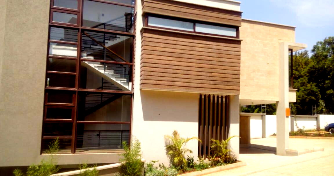 4-Ensuite Townhouse with Study & Backup Generator - Lavington