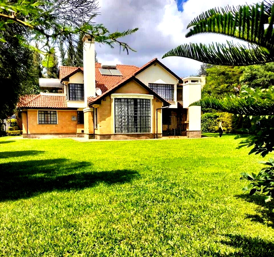 5-Ensuite Villa on Half-Acre with DSQ & Pantry – Karen Miotoni