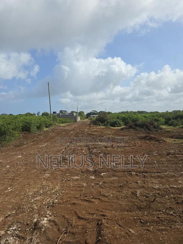 Bofa Kilifi Prime Plots Near the Highway