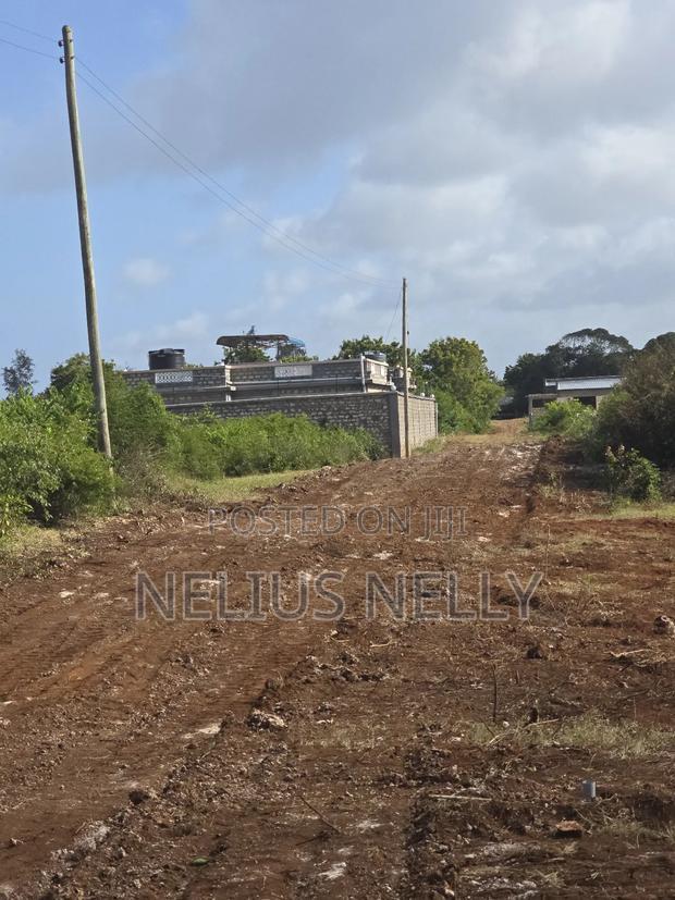 Bofa Kilifi Prime Plots Near the Highway