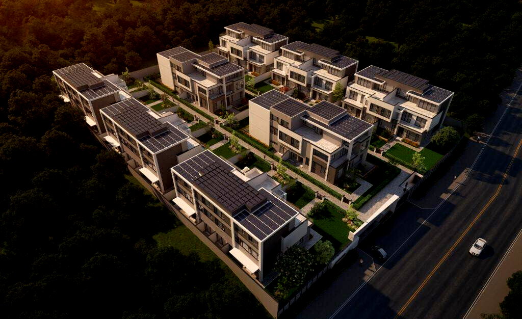 French-Inspired 5-Ensuite Villa with Solar Power - Lavington