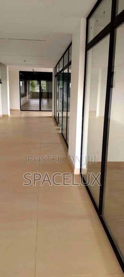 Brandish Elegant Executive Shop - Image 2