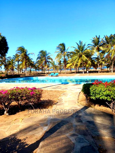 Furnished 4bdrm Villa in Malindi for Sale - Image 3