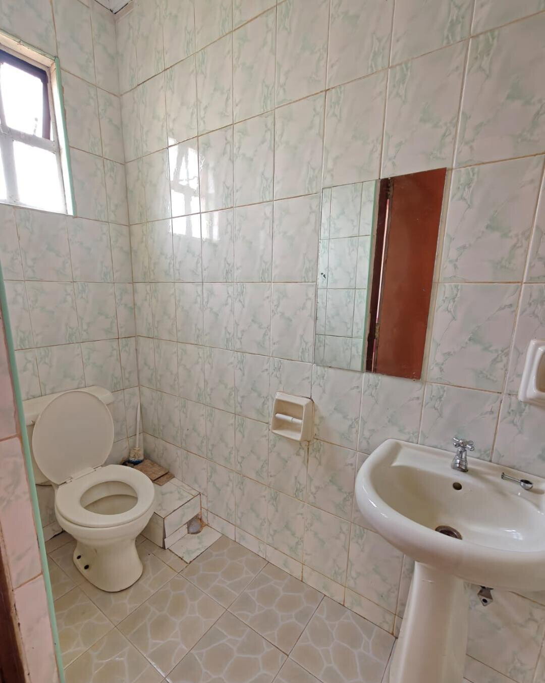 4BR Townhouse with Master Ensuite & Gated Community - Ruiru