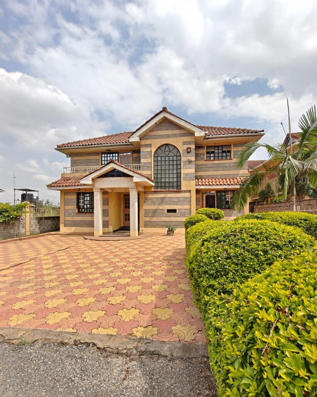 4BR Townhouse with Master Ensuite & Gated Community - Ruiru