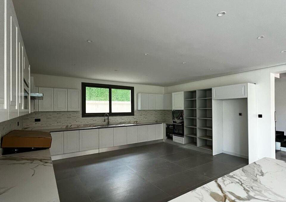 Brand New 5-Ensuite Townhouse with Man Cave & Private Garden - Lavington
