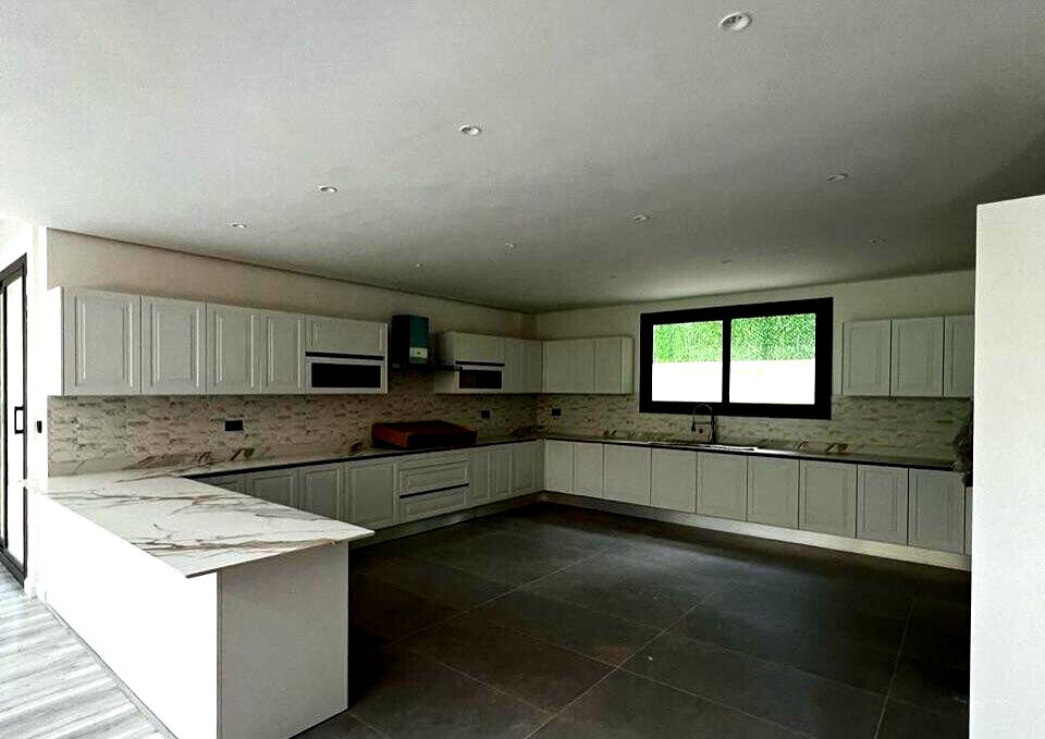 Brand New 5-Ensuite Townhouse with Man Cave & Private Garden - Lavington