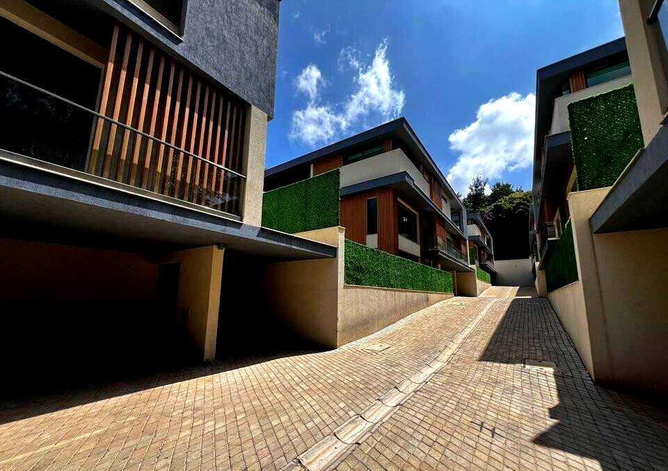 Brand New 5-Ensuite Townhouse with Man Cave & Private Garden - Lavington