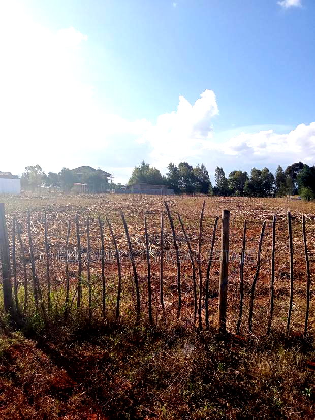 1/4 Plot Kiplombe With Title 4km From CBD TOWN