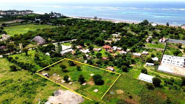 0.5 Acre for Sale in Kilifi Bofa Beach