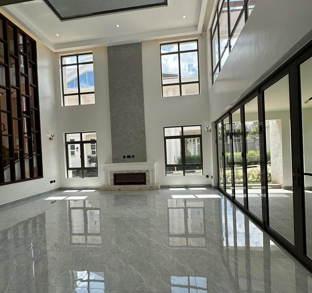 6-Bed Smart Villa with Guest Wing & Rooftop Jacuzzi - Lavington