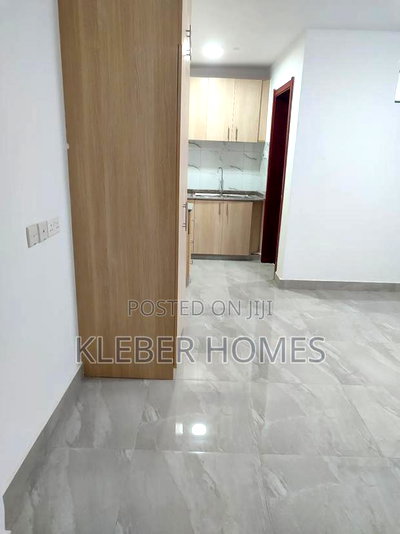 Studio Apartment in Nairobi for sale - Image 4