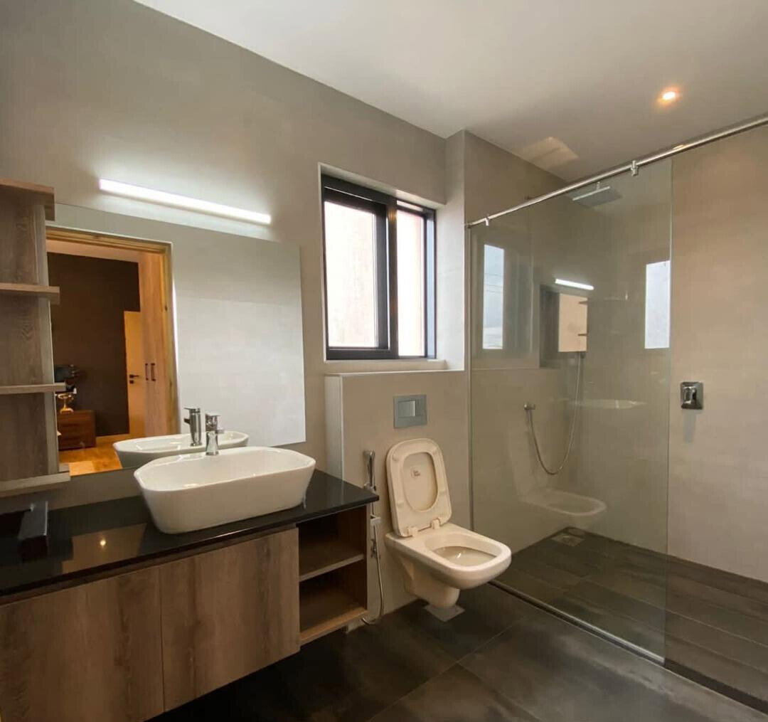4BR All-Ensuite Townhouse with Generator & Steam Room – Langata