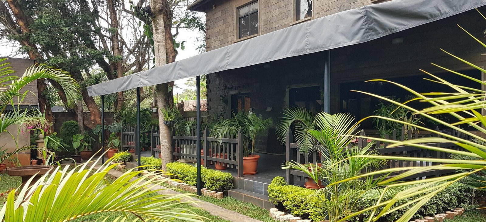 5-Ensuite Townhouse with Gypsum Ceilings & Borehole - Lavington