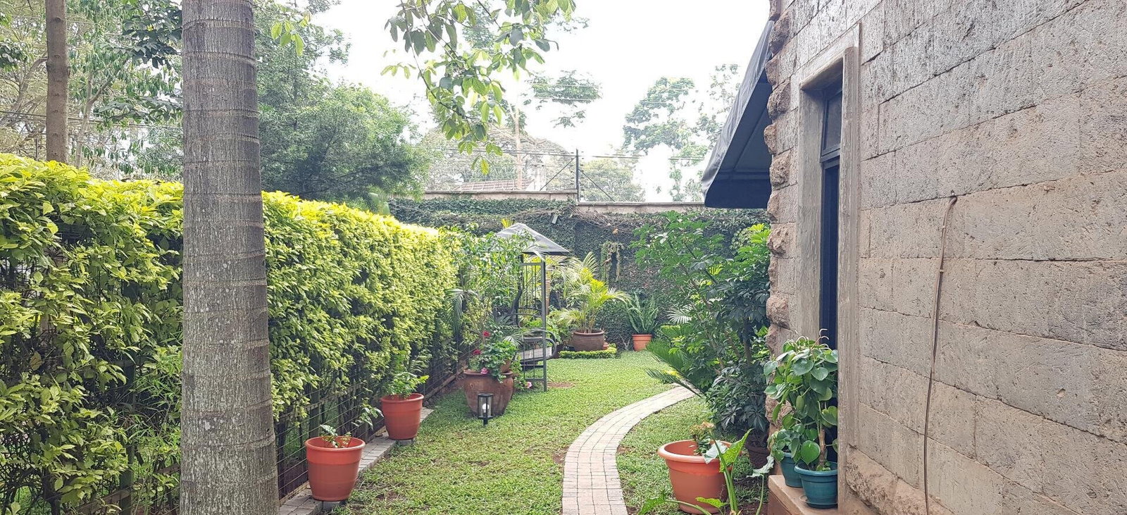 5-Ensuite Townhouse with Gypsum Ceilings & Borehole - Lavington