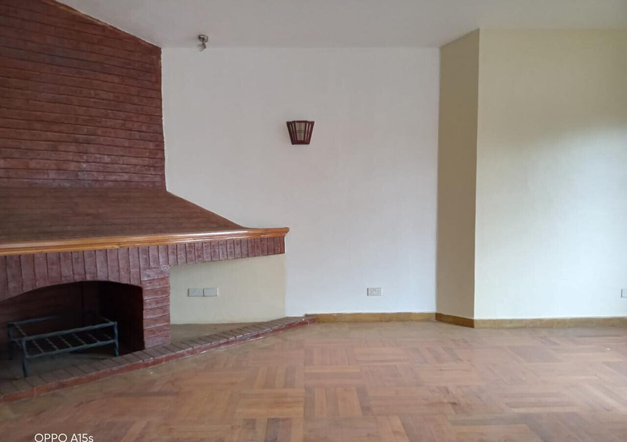 One-Acre 5BR Townhouse with Private Garden - Runda, Nairobi