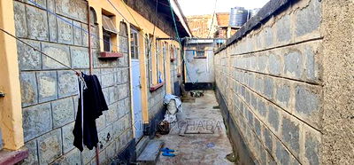 7bdrm Bungalow in Kapsoya Estate for sale - Image 9