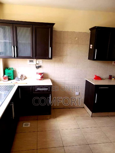 3bdrm Apartment in Yaya Centre, Kilimani for rent - Image 9