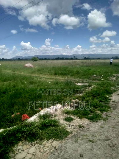 Kangundo Road Near Maala 1ac Touching Tarmac for Sale - Image 3