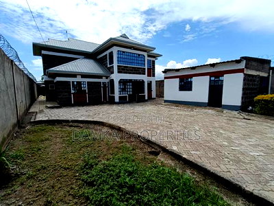 4bdrm Mansion in Nakuru Town East for sale - Image 1