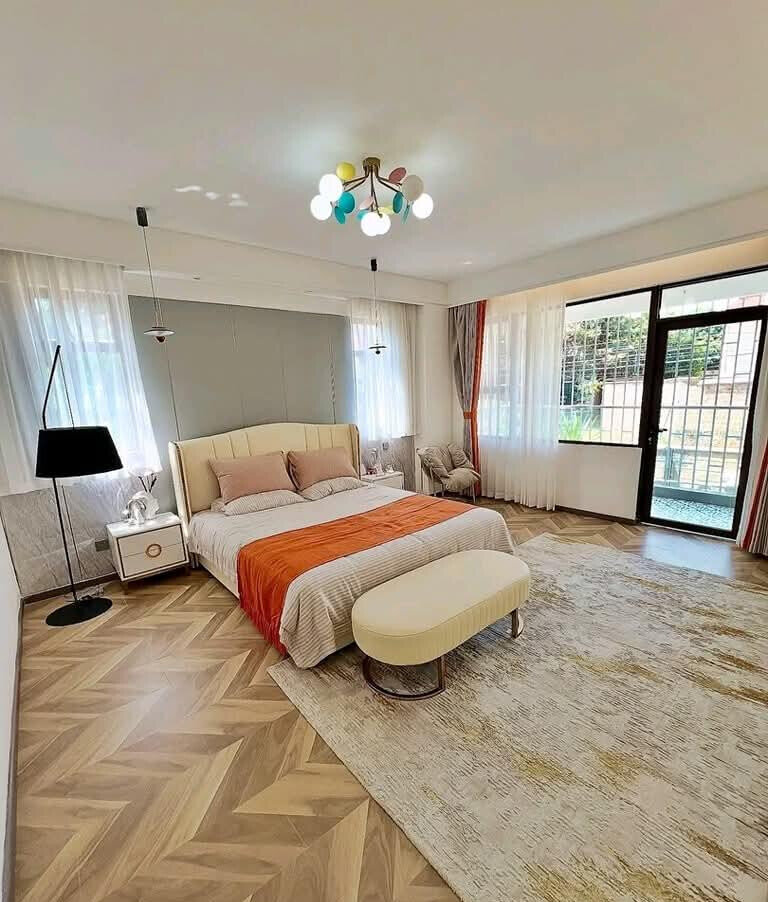 4BR Townhouse with Arboretum Views & Rooftop Lounge - Kileleshwa