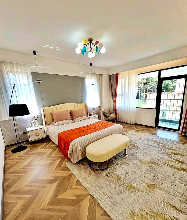 4BR Townhouse with Arboretum Views & Rooftop Lounge - Kileleshwa