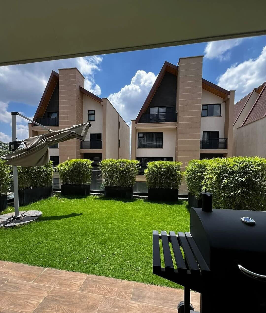 5-Ensuite Townhouse with Private Pool & Lift - Lavington