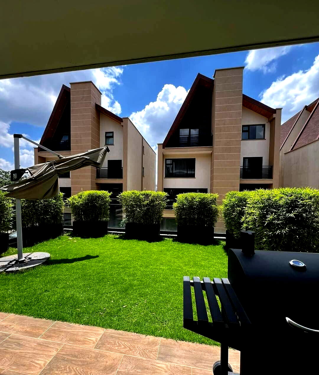 5-Ensuite Townhouse with Private Pool & Lift - Lavington