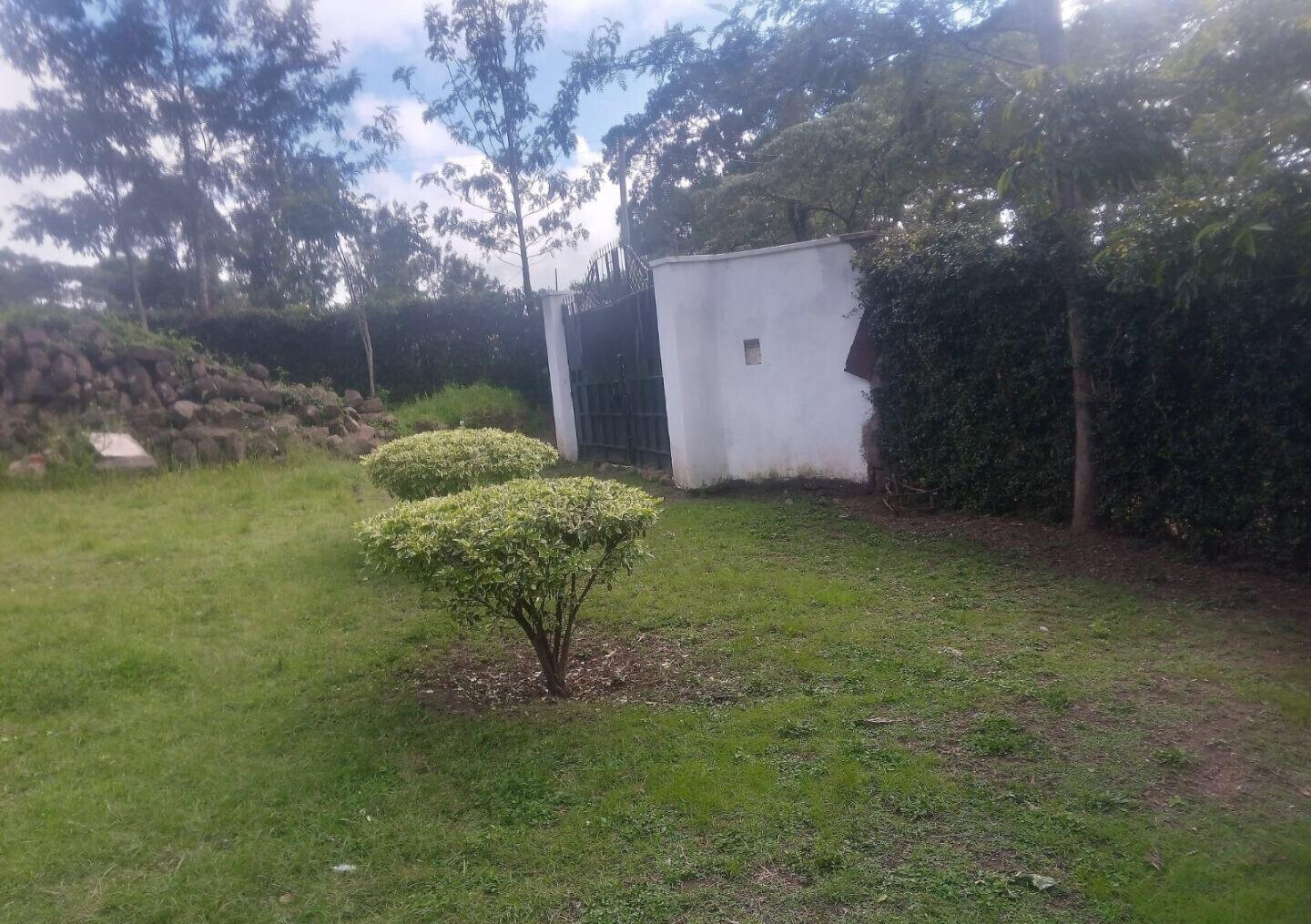 1-Acre Plot with River Frontage in Oloolua