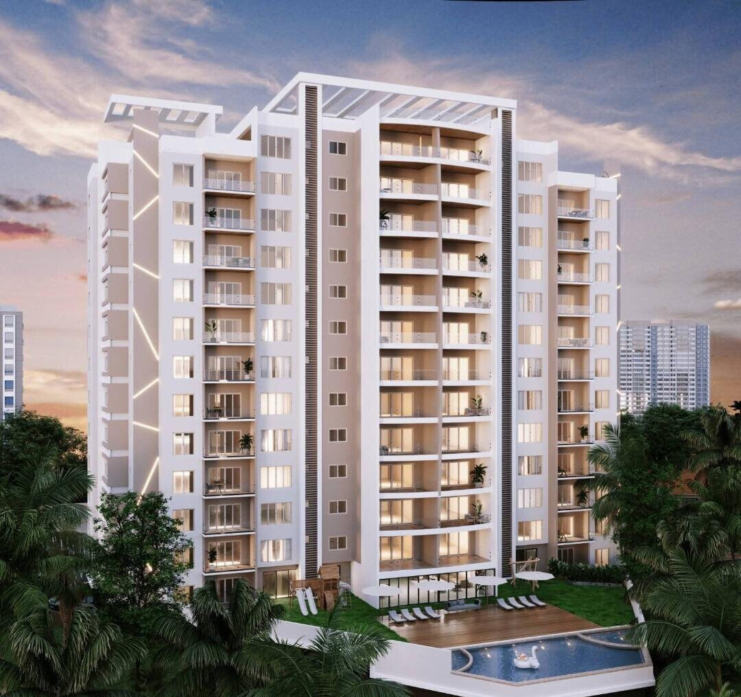 3BR Beachside Apartment with Infinity Pool & Ocean Views - Nyali