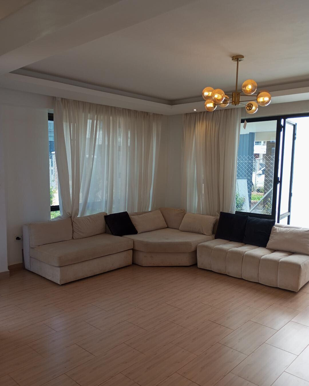 4BR All-Ensuite Maisonette with Rooftop Terrace & Family Room - Kamakis, Ruiru